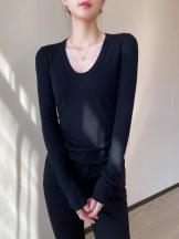 灰色U領(lǐng)針織衫女秋季2024新款修身顯瘦內(nèi)搭打底衫緊身毛衣