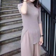 中長款開叉針織打底衫